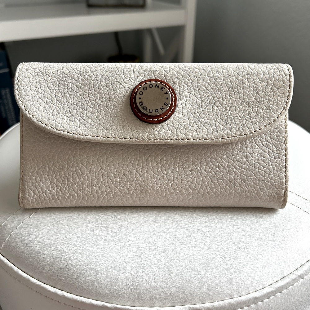 Bone Dooney & Bourke Wallet